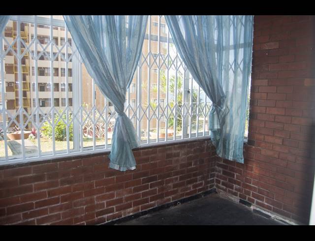 2 BEDROOM APARTMENT FOR SALE IN SCOTTBURGH CENTRAL